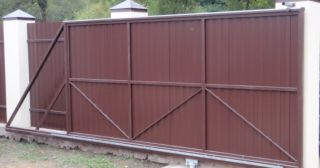 Купить откатные ворота из профнастила Шадринск, цена от 1792 руб.
