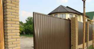 Купить откатные ворота из профнастила Шадринск, цена от 1792 руб.