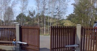 Купить распашные ворота из штакетника Шадринск, цена от 2793 руб.